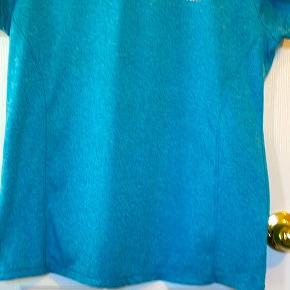 XL Blue Top with RBX Design in grey, EUC - Picture 6 of 8